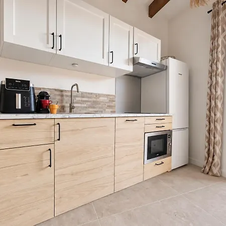 Appartement T1bis Climatisé - Proche