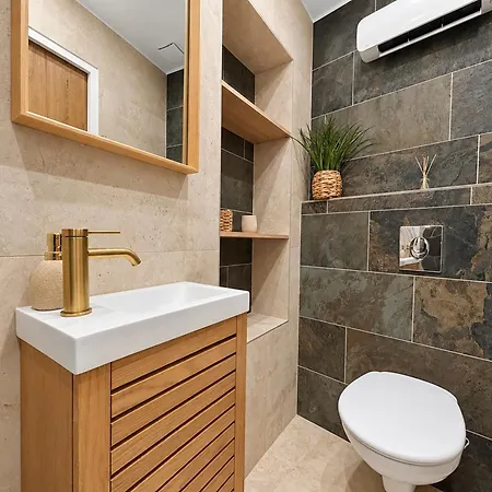 T1bis Climatisé - Proche Appartement Le Pradet